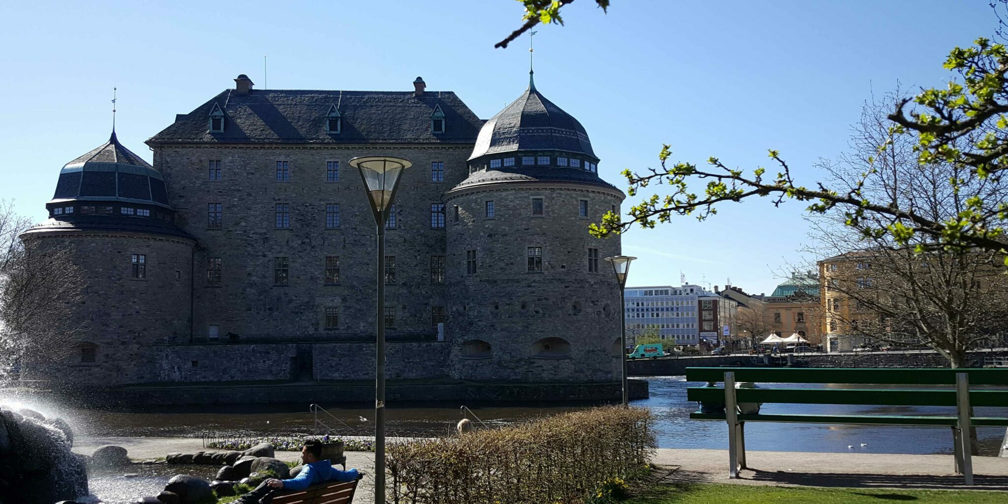 huvudbild_orebroslott3