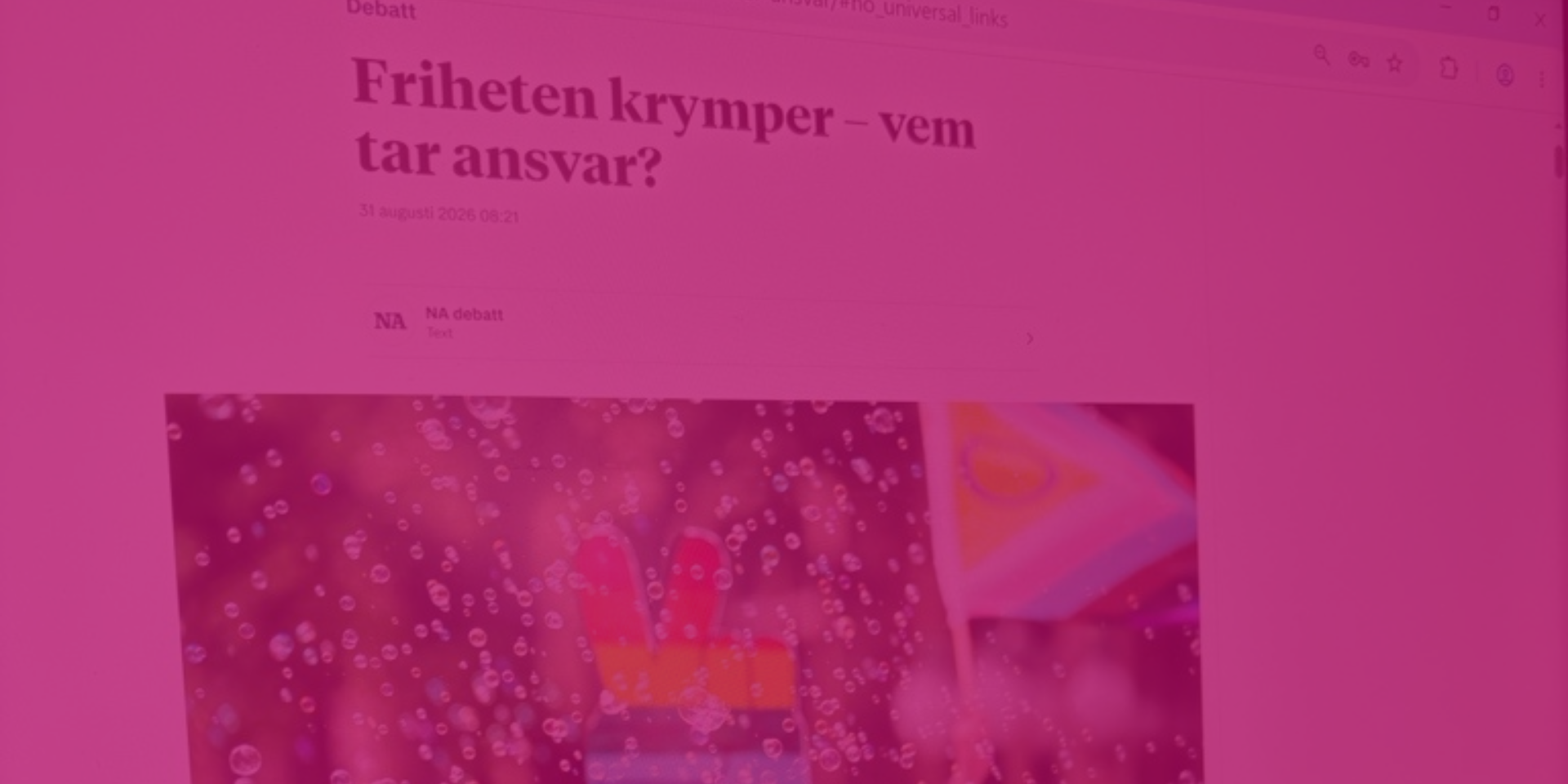 debatt NP26 Bild på en skärm med en debattartikel med titeln Friheten krymper - vem tar ansvar.
